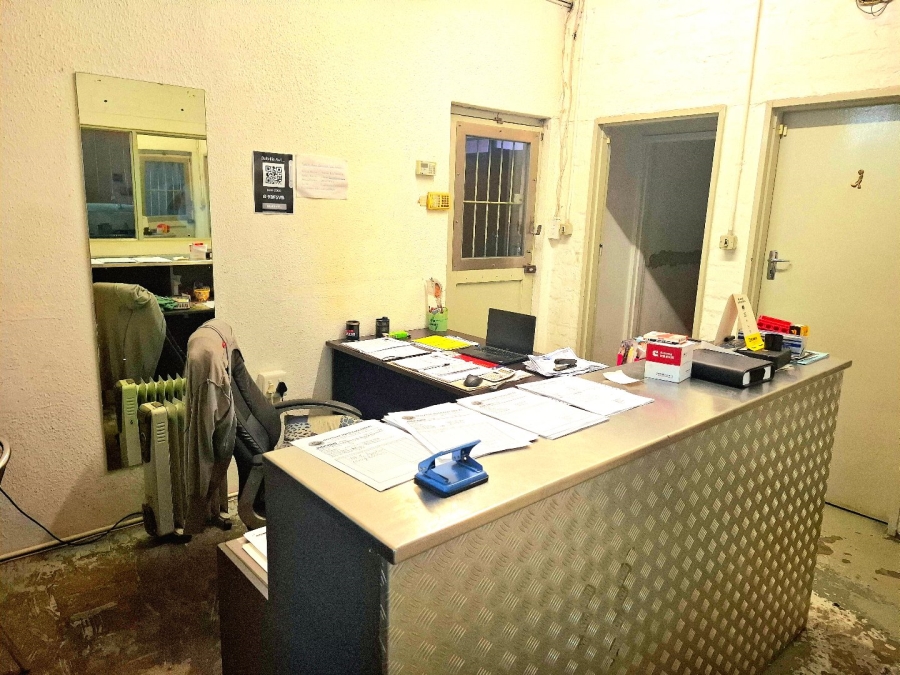  Bedroom Property for Sale in Bellville Central Western Cape